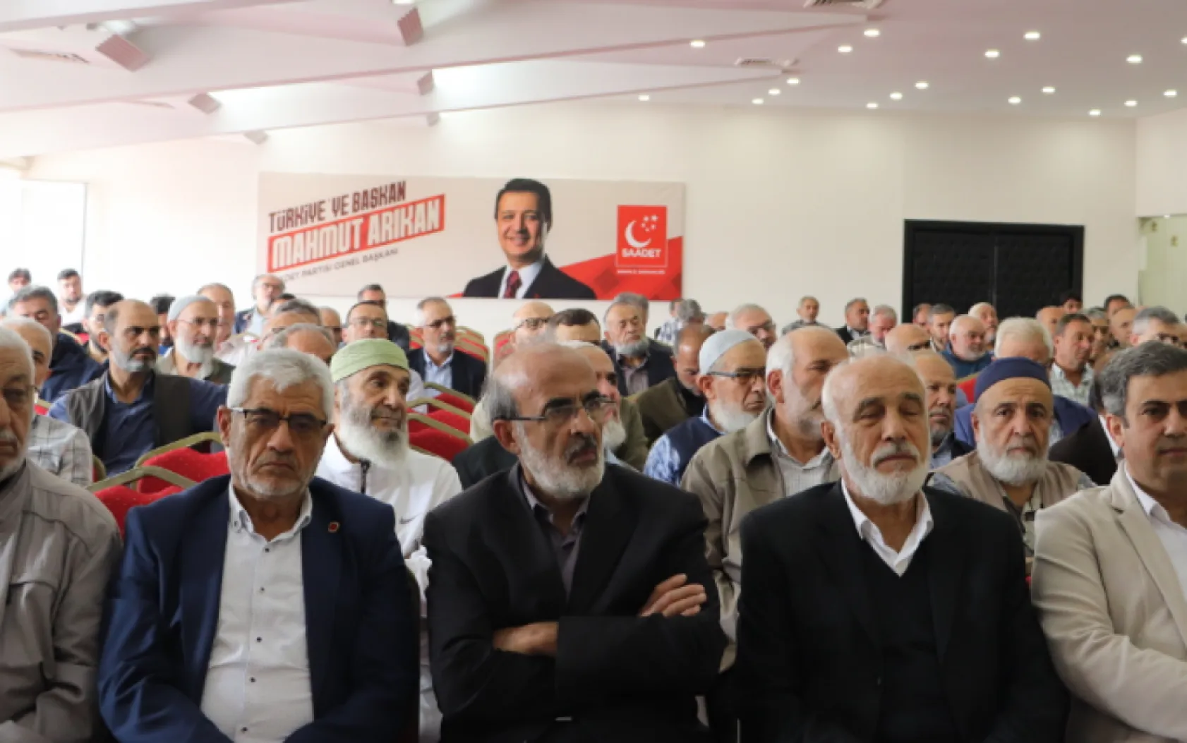 Konyalı siyasetçiden sert eleştiri: 'Emekliye, asgari ücretliye maaş değil adeta harçlık veriliyor'