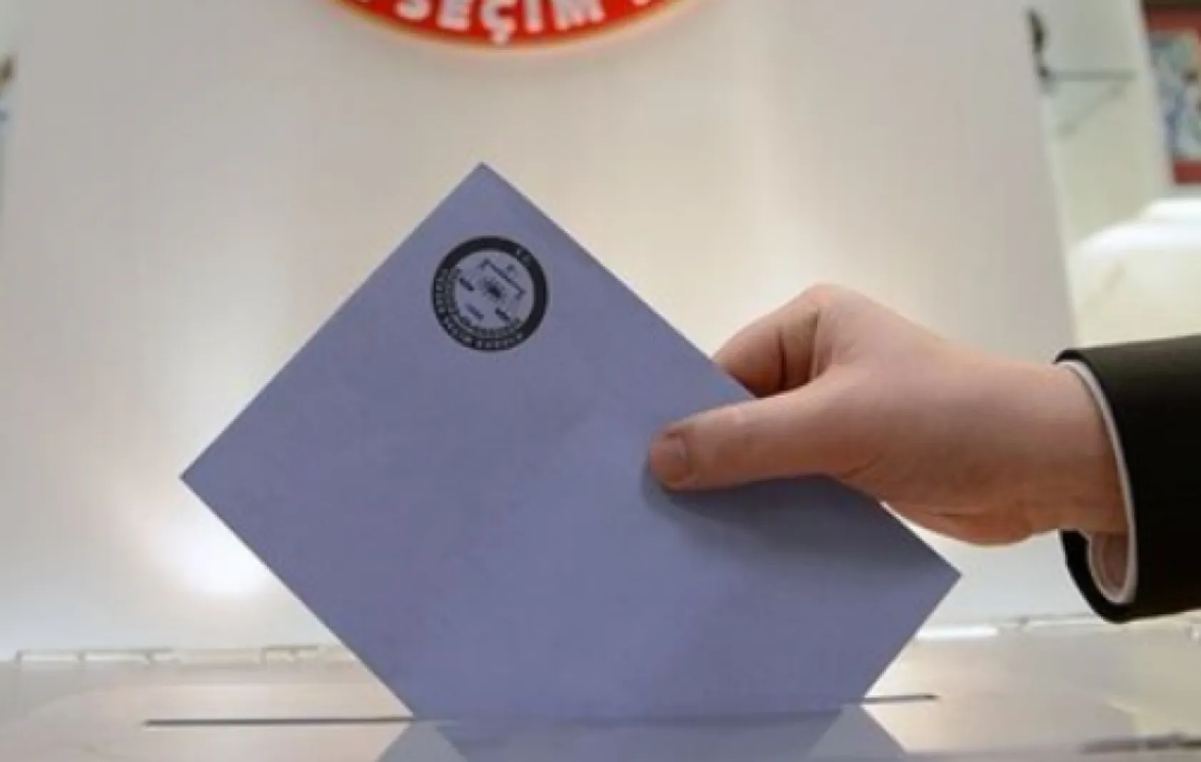 Konya'daki 8 adreste vatandaşlar seçime gitti:  Oy kullanma işlemi devam ediyor!