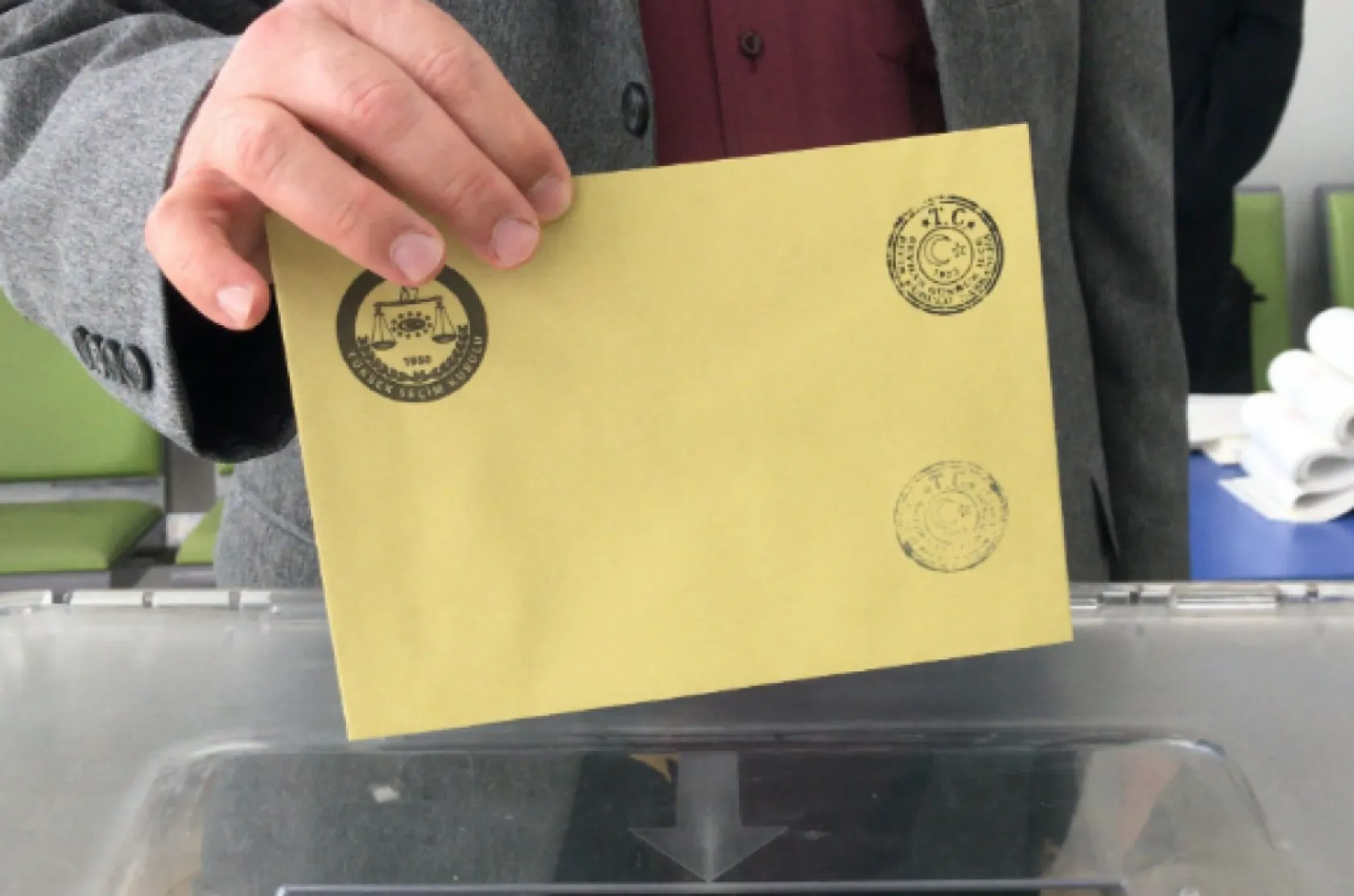 Konya'daki 8 adreste vatandaşlar seçime gitti:  Oy kullanma işlemi devam ediyor!