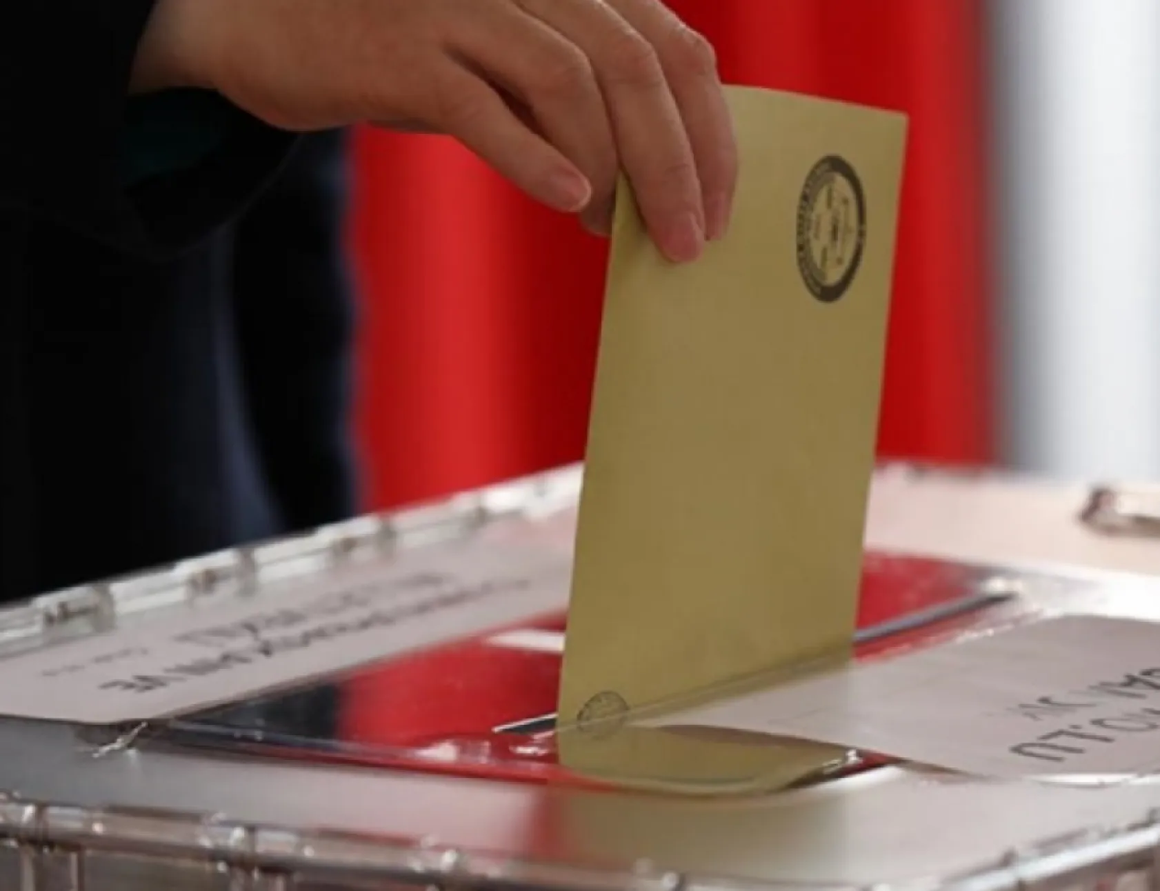 Konya'daki 8 adreste vatandaşlar seçime gitti:  Oy kullanma işlemi devam ediyor!