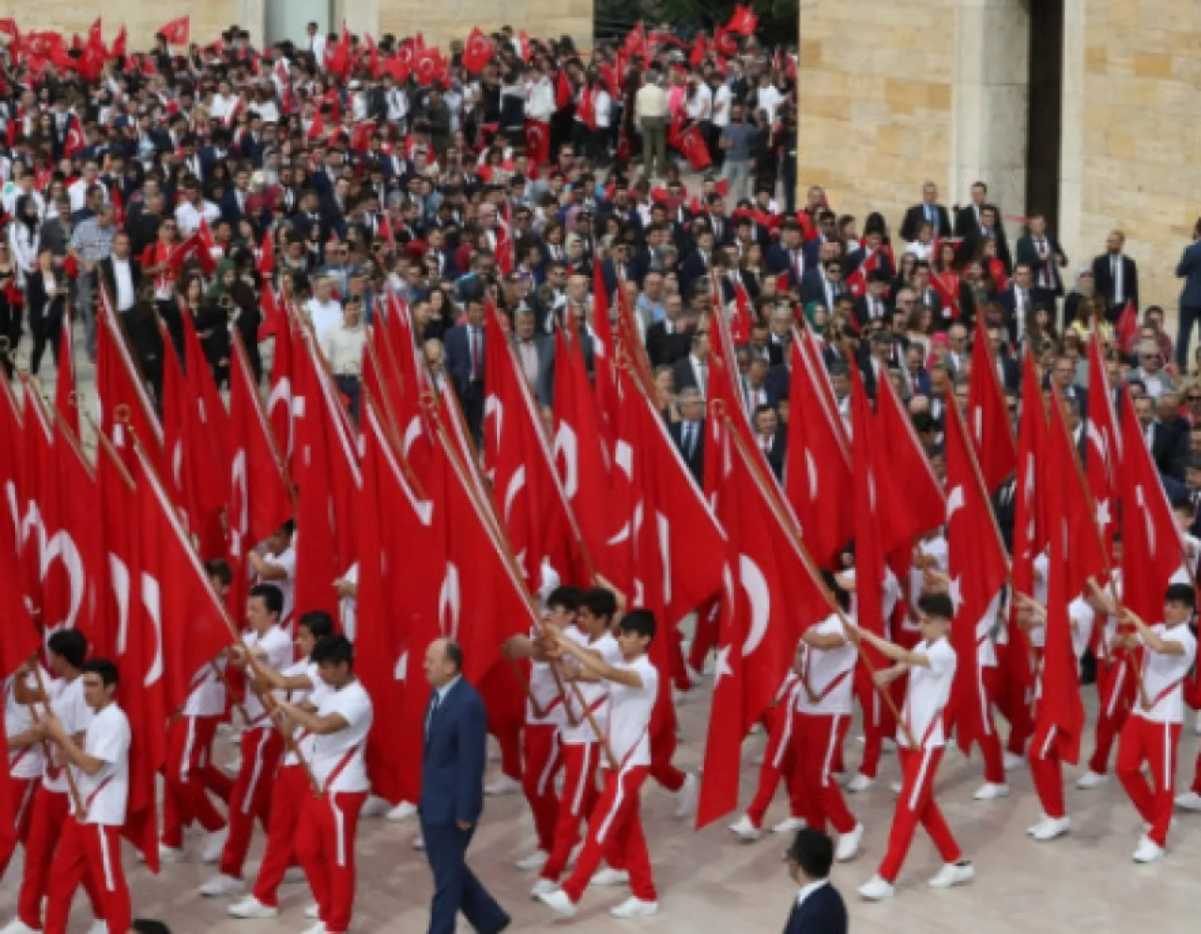 Yarın okullar tatil mi?