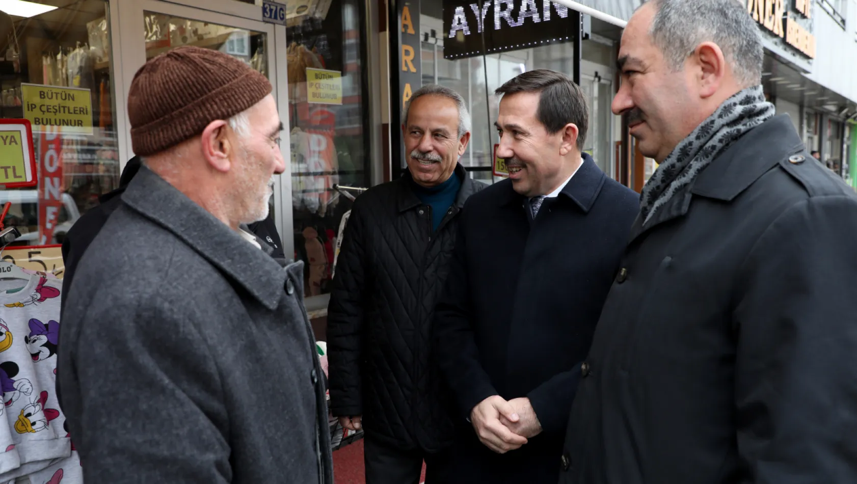 Başkanlar Fetih ve Başak Caddesi'nde Esnaf Ziyareti Gerçekleştirdi