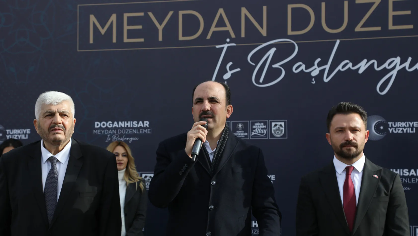 Doğanhisar'ın Yeni Yüzü: Konya Büyükşehir Belediyesi Meydan Düzenleme Projesine Start Verdi