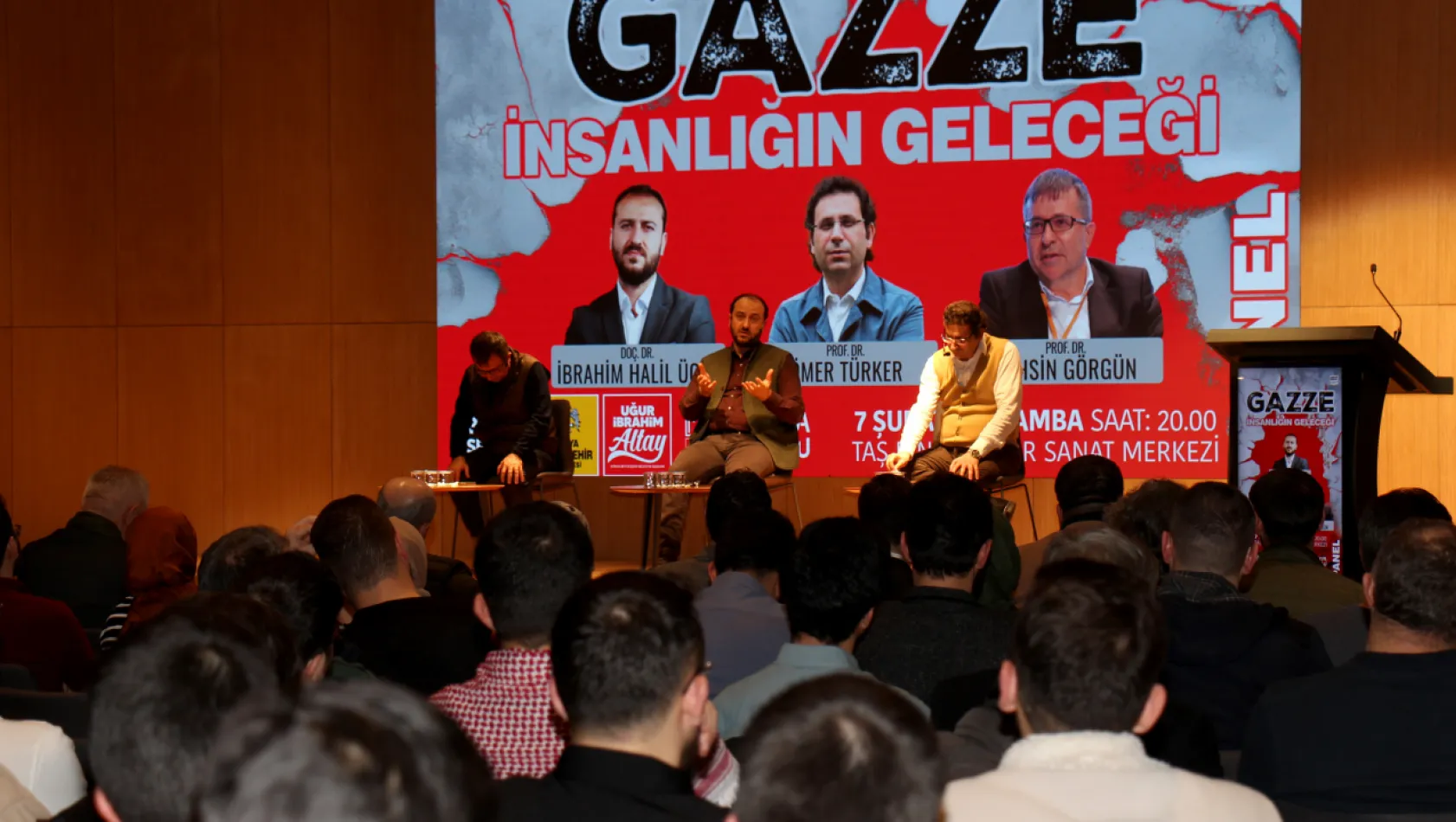 Konya Büyükşehir Belediyesi Tarafından Düzenlenen 'Gazze, İnsanlığın Geleceği' Konulu Panelde İsrail'in Gazze'ye Yönelik Sistematik Soykırımı Ele Alındı