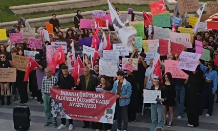 Konya'da Kadın Cinayetlerine Tepki: Gençler Sokaklara Döküldü