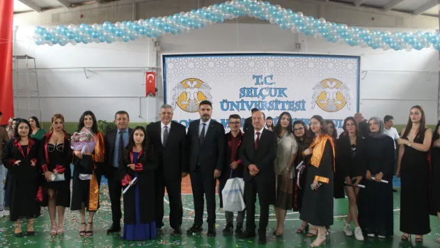 Başkan Nazif Karabulut Bozkır Meslek Yüksekokulu Mezuniyet Töreni'ne katıldı