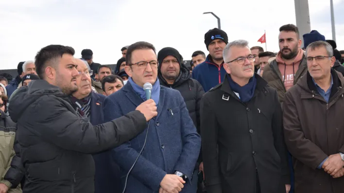 Barış Bektaş, Eti Alüminyum İşçilerinin Haklı Mücadelesine Destek Verdi