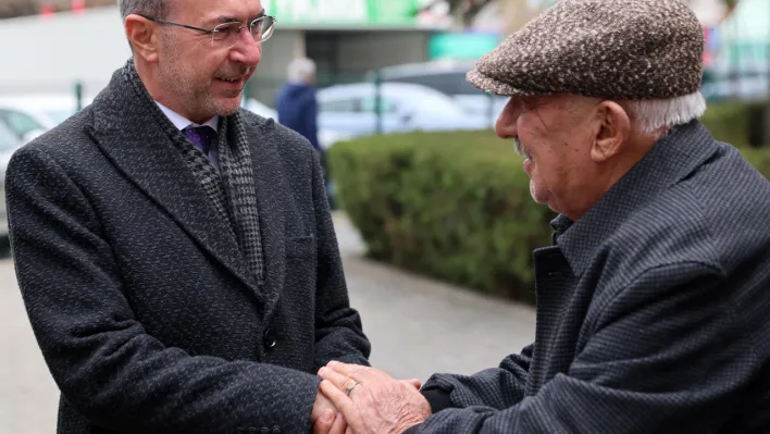 Başkan Pekyatırmacı Feritpaşa Mahallesi'nde vatandaşlarla buluştu