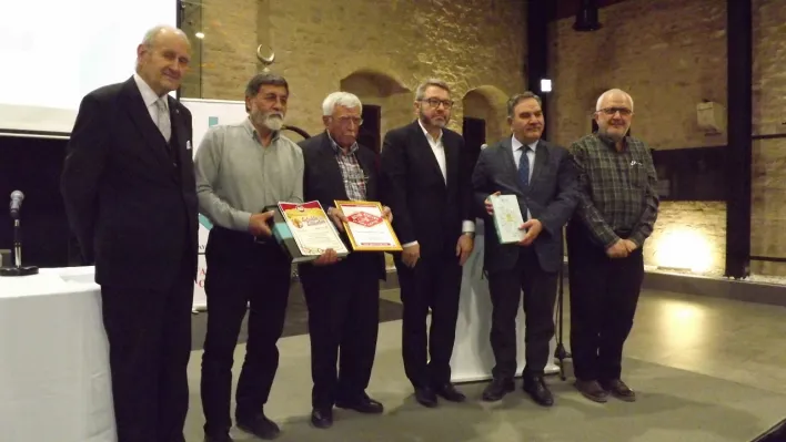 Konya Aydınlar Ocağı Hattat Hüseyin Öksüz'ün 80. Doğum yılında vefa programı düzenledi