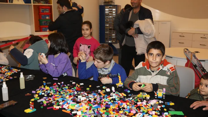 Konya Bilim Merkezi'nde LEGO Bilim Haftası Çocukları Büyüledi