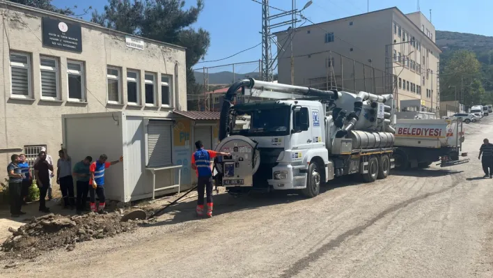 Konya Büyükşehir, Osmaniye'deki Deprem Yaralarını Sarıyor