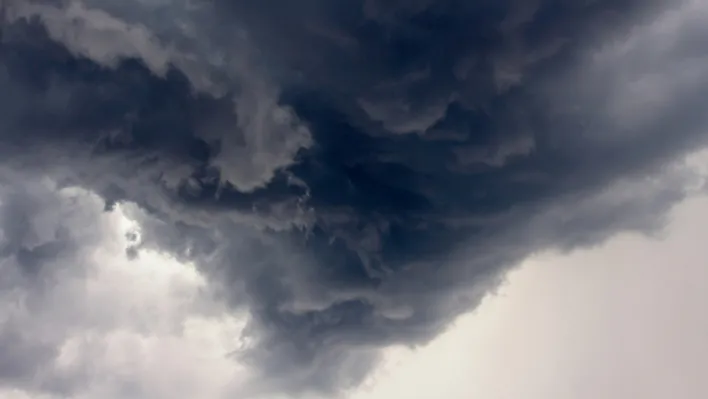 Konya'da 90 kilometre hıza ulaşacak: Meteoroloji alarm verdi!