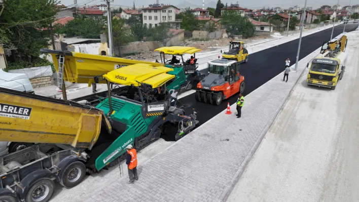 Konya Merkezde Önemli Bir Cadde Daha Tamamlanıyor  Başkan Altay: 'Küçük Aymanas Caddesi'nde Sıcak Asfalt Çalışmasına Başladık'