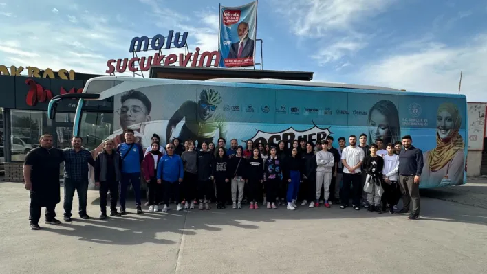 Okul Sporlarında Taekwondocularımız Kayseri'de 15 Madalya Kazandı