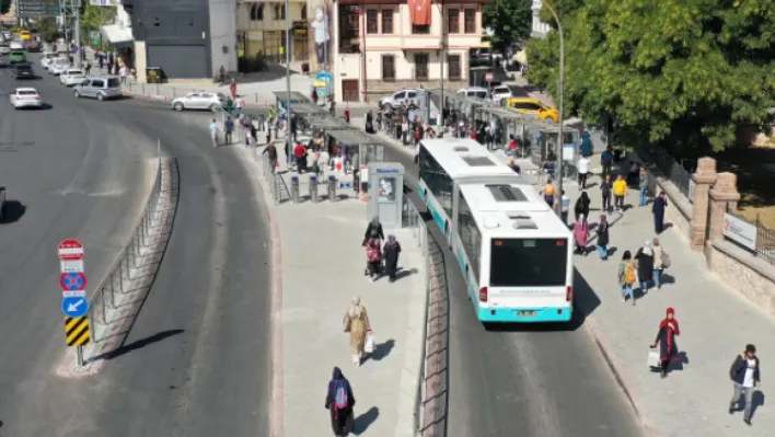 Vatandaşlar büyük dertten kurtulacak: Konya'da ulaşım ücretsiz oluyor!